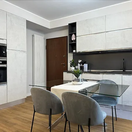 Apartman The Captain's Marina - Next To Verbella - Leonardo Academy, Mxp